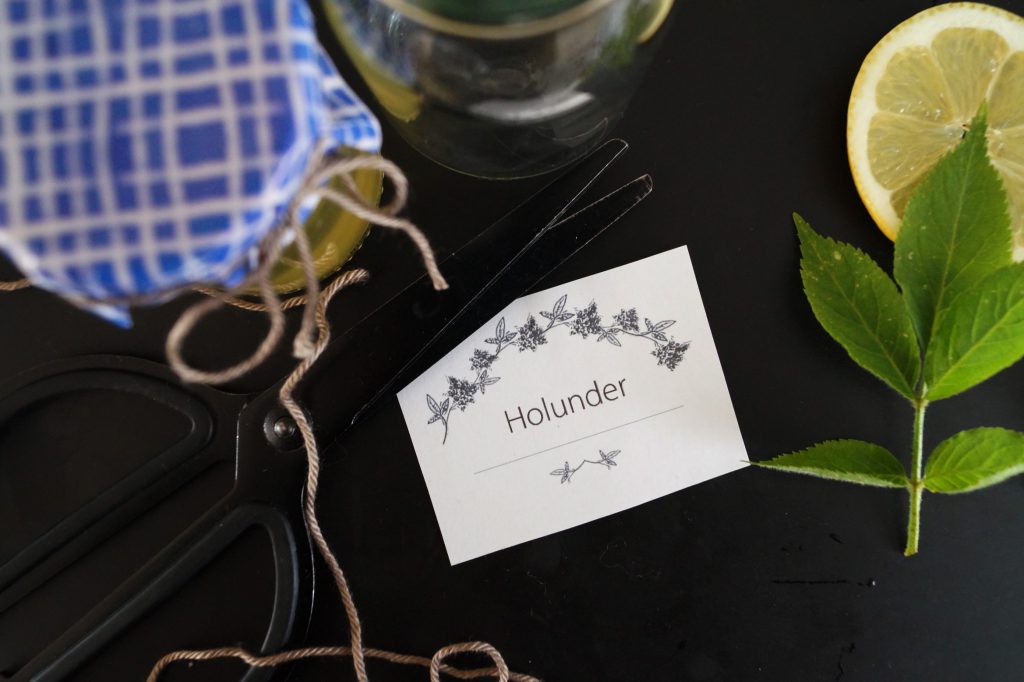 Holundersirup und meine Universal Etiketten zum Ausdrucken – all my FABRICS